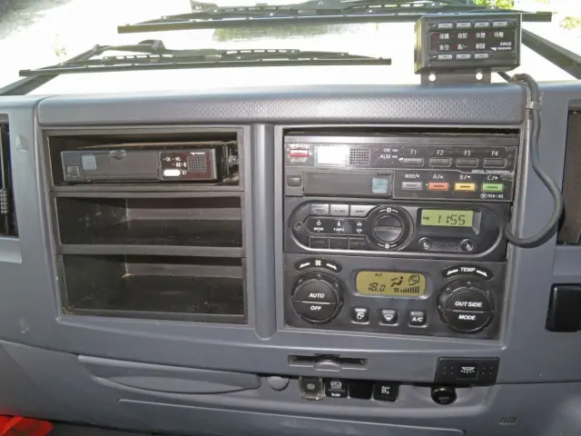 パネル周りの状態です。|いすゞ フォワード TKG-FRR90S2(2WD)の写真50