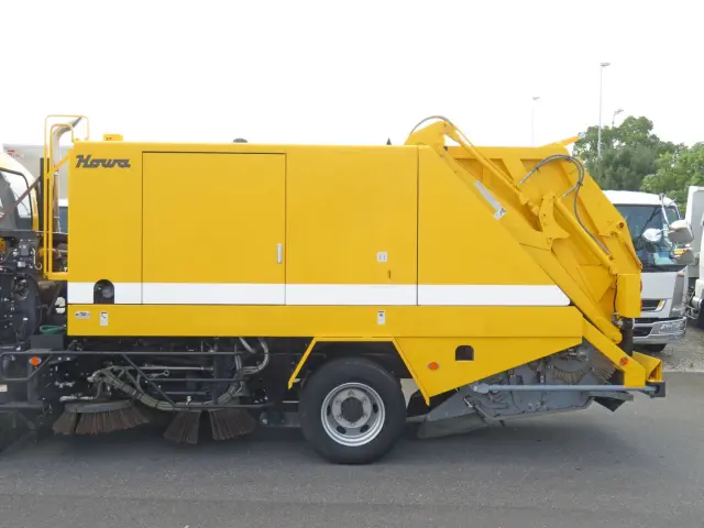 ボディー側面の状態です。|いすゞ フォワード 2PG-FRR90T2改(2WD)の写真17