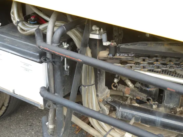 運転席側サイドバンパーにキズ・サビがあります。|いすゞ フォワード 2PG-FRR90T2改(2WD)の写真44