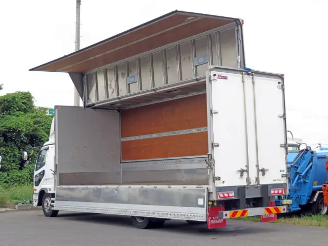 三菱 ファイター 2KG-FK65FZ(2WD)の写真3