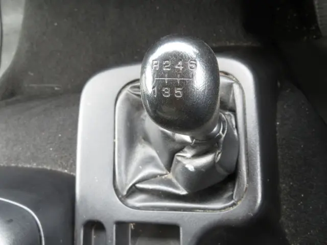 三菱 ファイター 2KG-FK65FZ(2WD)の写真28
