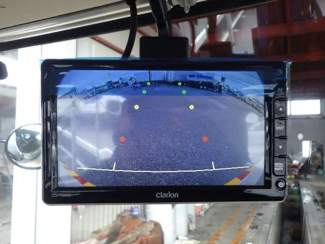 液晶バックモニター付きです。|日野 レンジャー 2PG-FC2ABA(2WD)の写真25