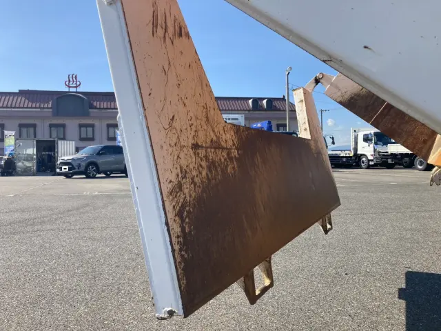 日野 プロフィア 2DG-FS1EGA(6x4)の写真23