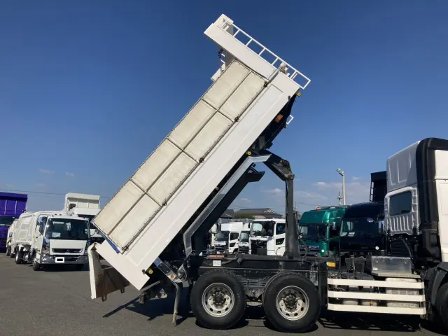 日野 プロフィア 2DG-FS1EGA(6x4)の写真27