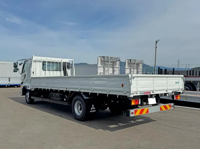 三菱 ファイター 2KG-FK62F(2WD)の写真3