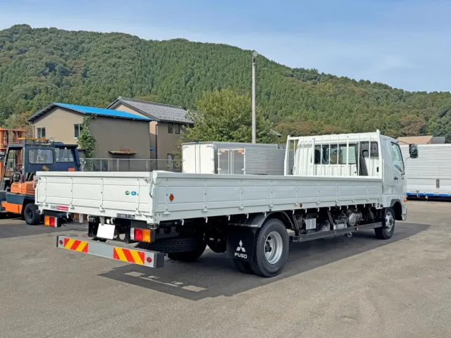 三菱 ファイター 2KG-FK62F(2WD)の写真4