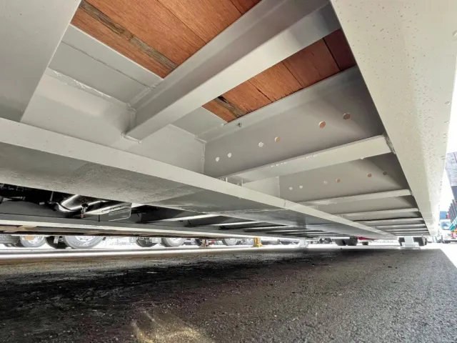 シャーシとネタの状態です。(横ネタは鉄製です)|トレクス PMR440BUの写真7