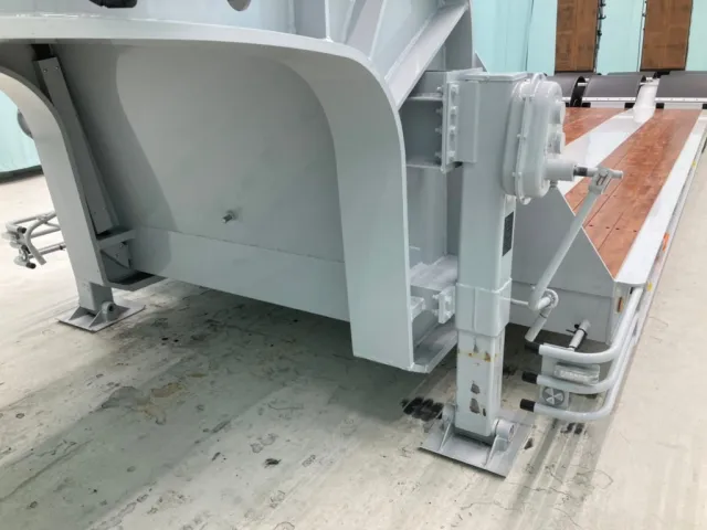 脚は手動式です。|トレクス PMR440BUの写真22