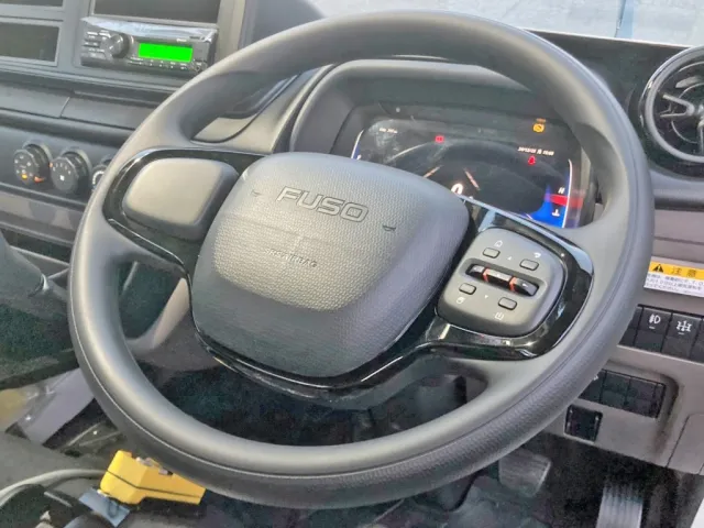 三菱 キャンター 2RG-FBAV0(2WD)の写真16