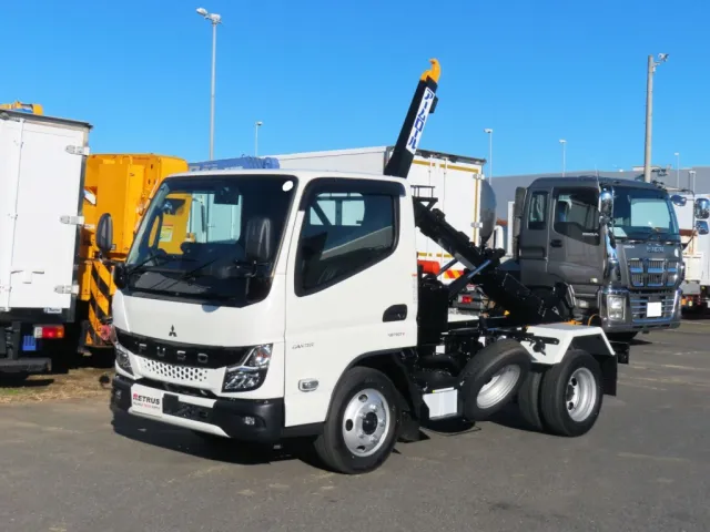 三菱 キャンター 2RG-FBAV0(2WD)の写真1