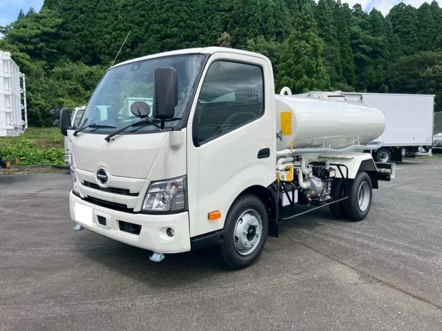 日野 デュトロ 2KG-XZU700M(2WD)の写真1
