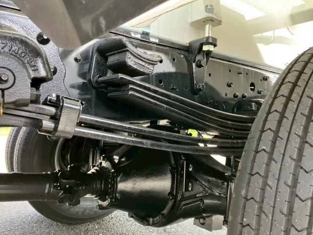 リーフサスです。|日野 デュトロ 2KG-XZU700M(2WD)の写真5