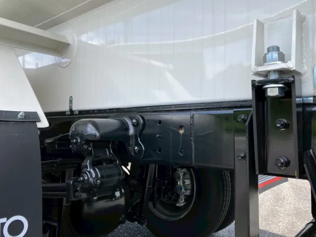 シャーシの状態です。|日野 デュトロ 2KG-XZU700M(2WD)の写真6