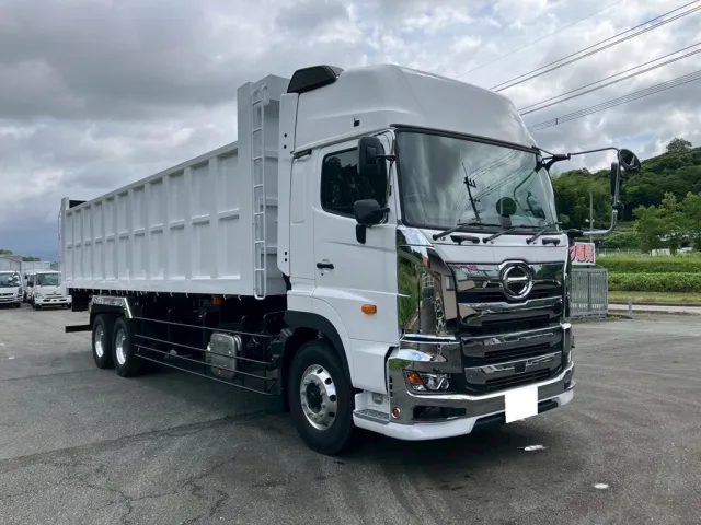 ホイールはアルミ製です。|日野 プロフィア 2DG-FS1AHEの写真2