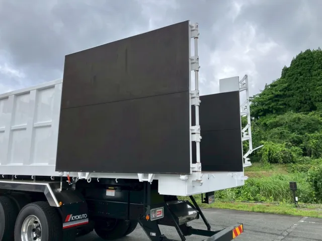 リヤゲートは片開き式です。|日野 プロフィア 2DG-FS1AHEの写真15