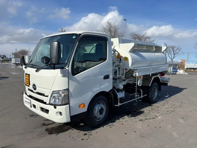 日野 デュトロ 2KG-XZU700M(2WD)の写真1