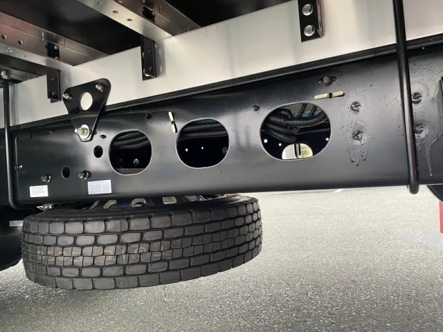 シャシとネタ組の状態|三菱 ファイター 2KG-FK65F(2WD)の写真5