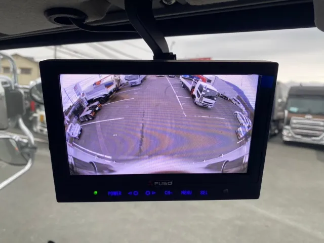 バックモニター|三菱 ファイター 2KG-FK65F(2WD)の写真14