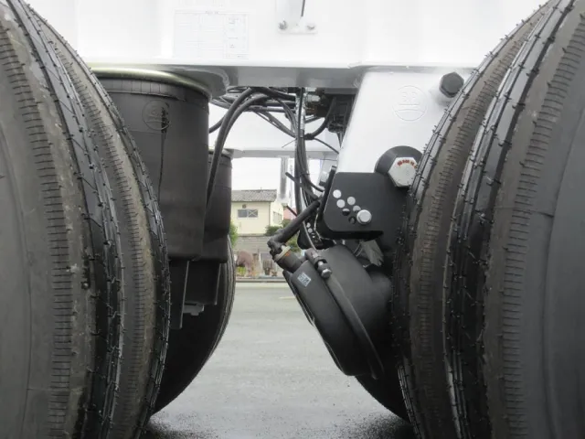 エアサス廻り|トレクス CTB32002改の写真5