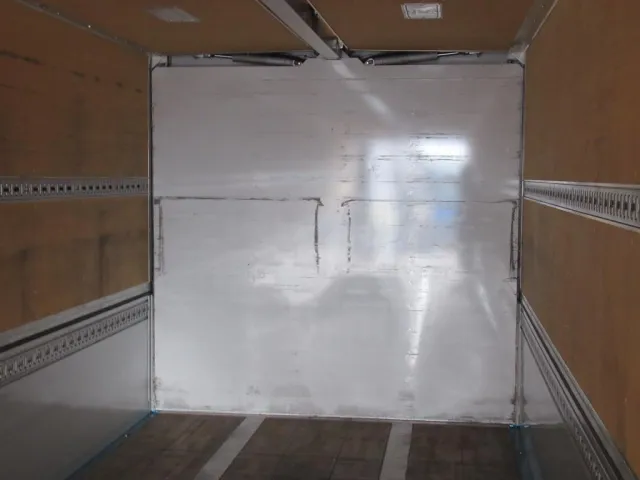 ボディー前壁にすり傷があります|トレクス  PFB34118改の写真13