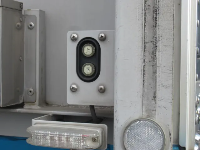 フロント側ウイング開閉スイッチ|トレクス  PFB34118改の写真17