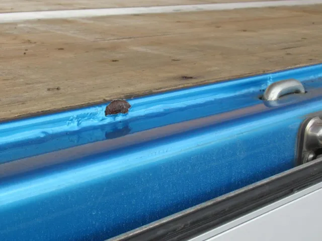 台枠上床板止め部に腐食があります|トレクス  PFB34118改の写真24