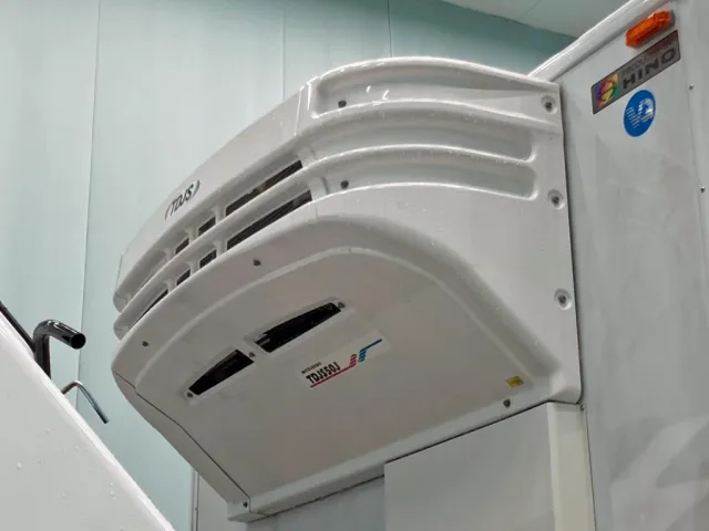 冷凍機です。(直冷式)|日野 レンジャー 2KG-FD2ABG(2WD)の写真15