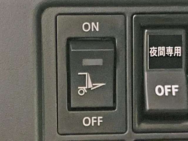ゲートのメインスイッチです。|日野 レンジャー 2KG-FD2ABG(2WD)の写真30