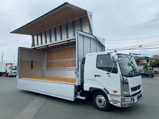 ホイールはアルミ製です。|三菱 ファイター 2KG-FK65F(2WD)の写真2