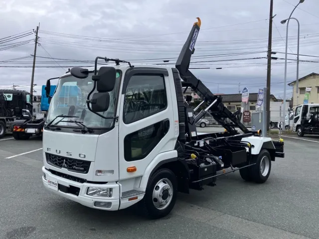 三菱 ファイター 2KG-FK72F(2WD)の写真1