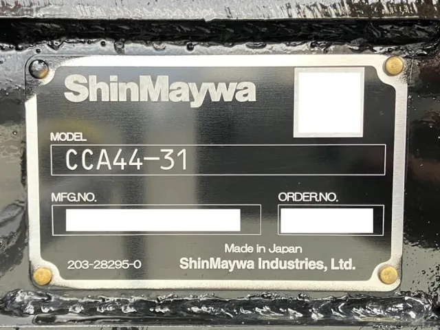 アームロールのコーションです。|三菱 ファイター 2KG-FK72F(2WD)の写真16