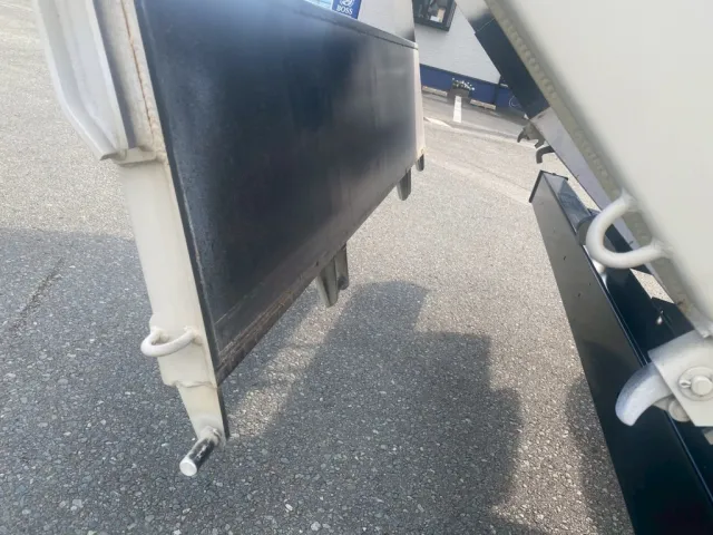 リアゲート|日野 プロフィア 2DG-FS1AGEの写真7