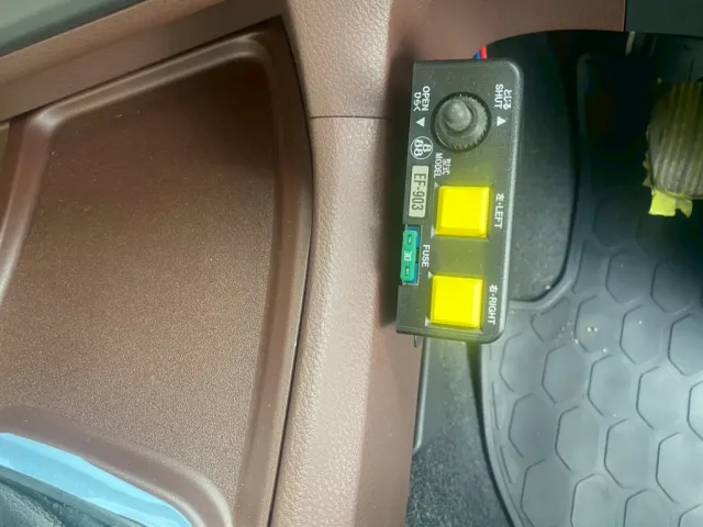 コボレーンスイッチ|日野 プロフィア 2DG-FS1AGEの写真15