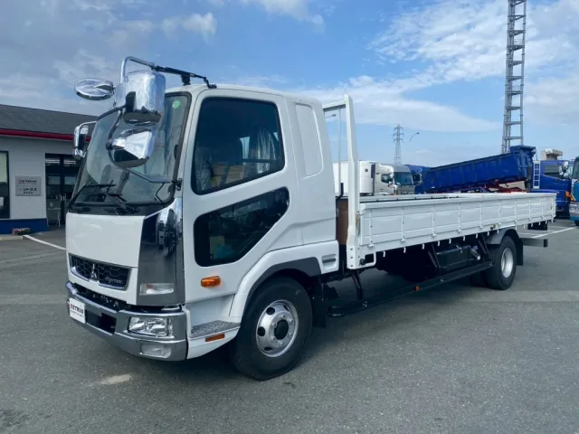 ベッド付キャブです|三菱 ファイター 2KG-FK62F(2WD)の写真1