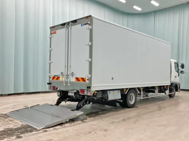 日野 レンジャー 2KG-FD2ABG(2WD)の写真4