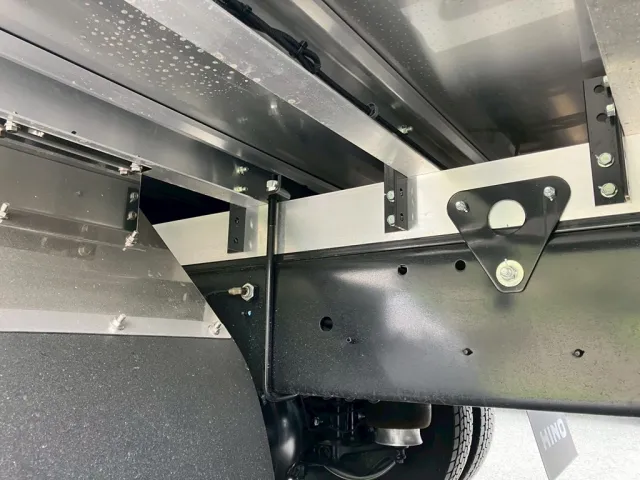 シャーシとネタの状態です。|日野 レンジャー 2KG-FD2ABG(2WD)の写真6