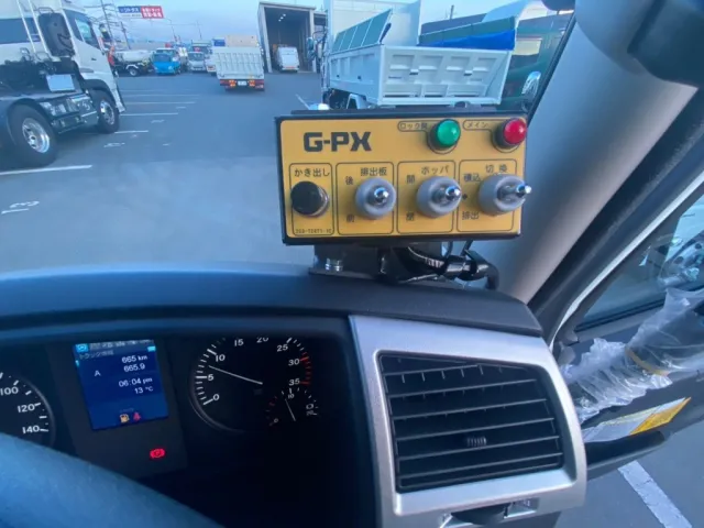 室内操作スイッチ|三菱 ファイター 2KG-FK62F(2WD)の写真22