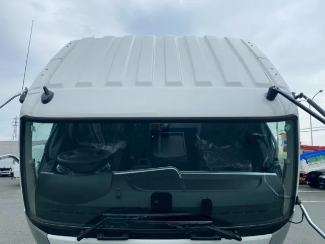 キャブ天井|三菱 ファイター 2KG-FK65F(2WD)の写真18