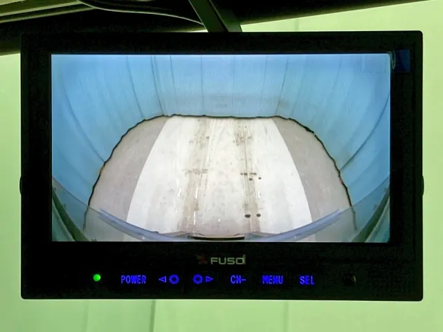 液晶バックモニター付きです。|三菱 ファイター 2KG-FK65Fの写真40