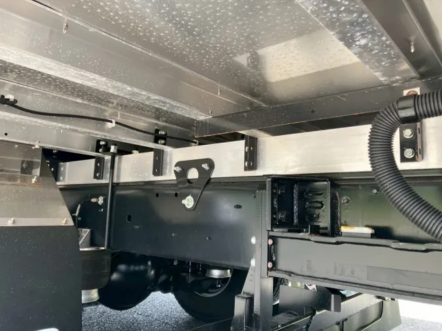 シャーシとネタの状態です。|日野 レンジャー 2KG-FD2ABG(2WD)の写真6