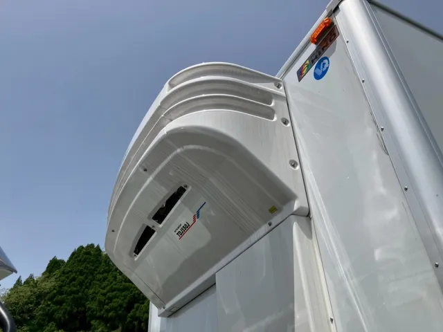 冷凍機です。(直冷式)|日野 レンジャー 2KG-FD2ABG(2WD)の写真15