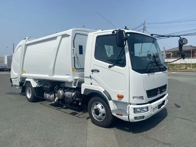 三菱 ファイター 2KG-FK72F(2WD)の写真2