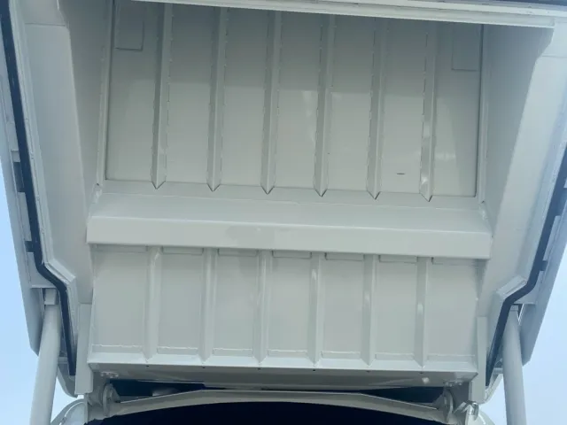 ハッチ裏|三菱 ファイター 2KG-FK72F(2WD)の写真7