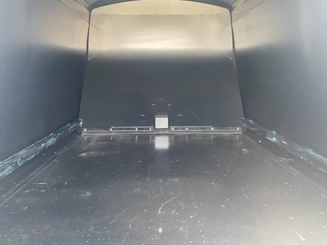 ボディー内|三菱 ファイター 2KG-FK72F(2WD)の写真8