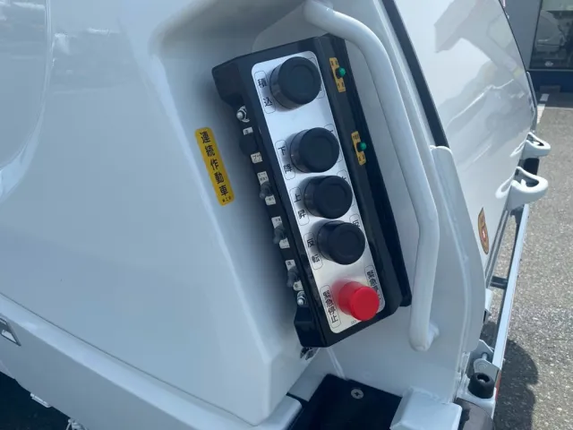 操作スイッチ|三菱 ファイター 2KG-FK72F(2WD)の写真11