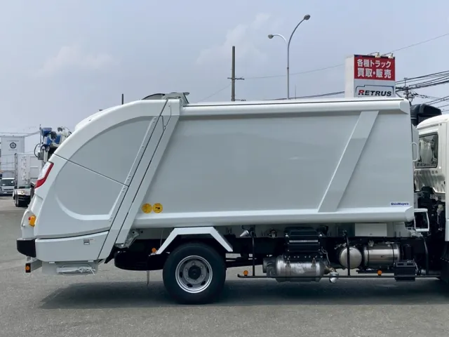 タンクの外観状態です。(運転席側)|三菱 ファイター 2KG-FK72F(2WD)の写真19