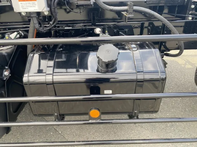 燃料タンクは200Lです|三菱 スーパーグレート 2PG-FV80VYの写真19