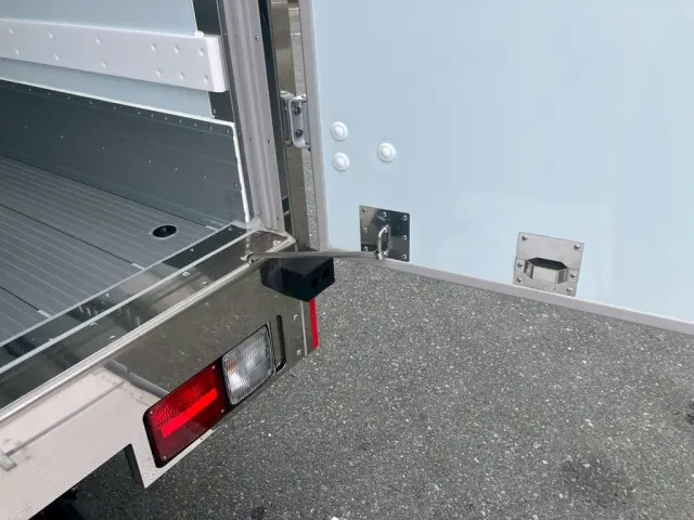 運転席側ストッパーの状態です。|日野 レンジャー 2KG-FD2ABG(2WD)の写真11
