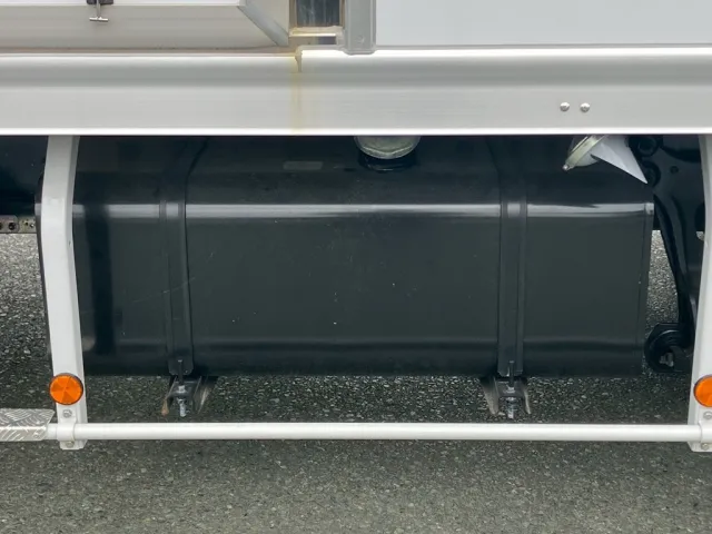 燃料タンクは200Lです。|日野 レンジャー 2KG-FD2ABG(2WD)の写真26