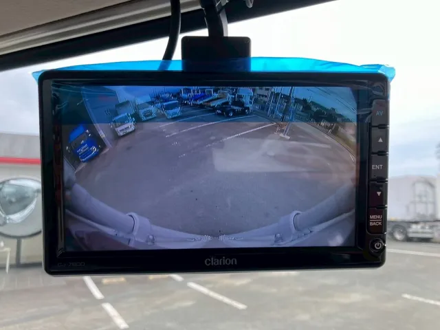 液晶バックモニター付きです。|日野 レンジャー 2KG-FD2ABG(2WD)の写真27